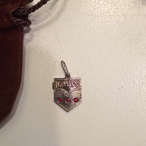 Tiffany & co charm "Levi's"